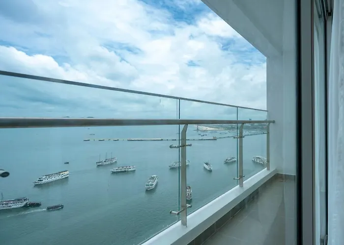 Sapphire Luxury 1108
